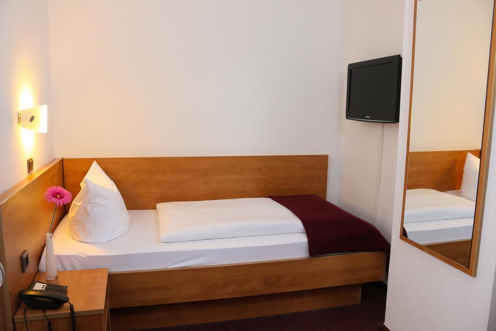 City Hotel Journal Wolfsburg Ngoại thất bức ảnh