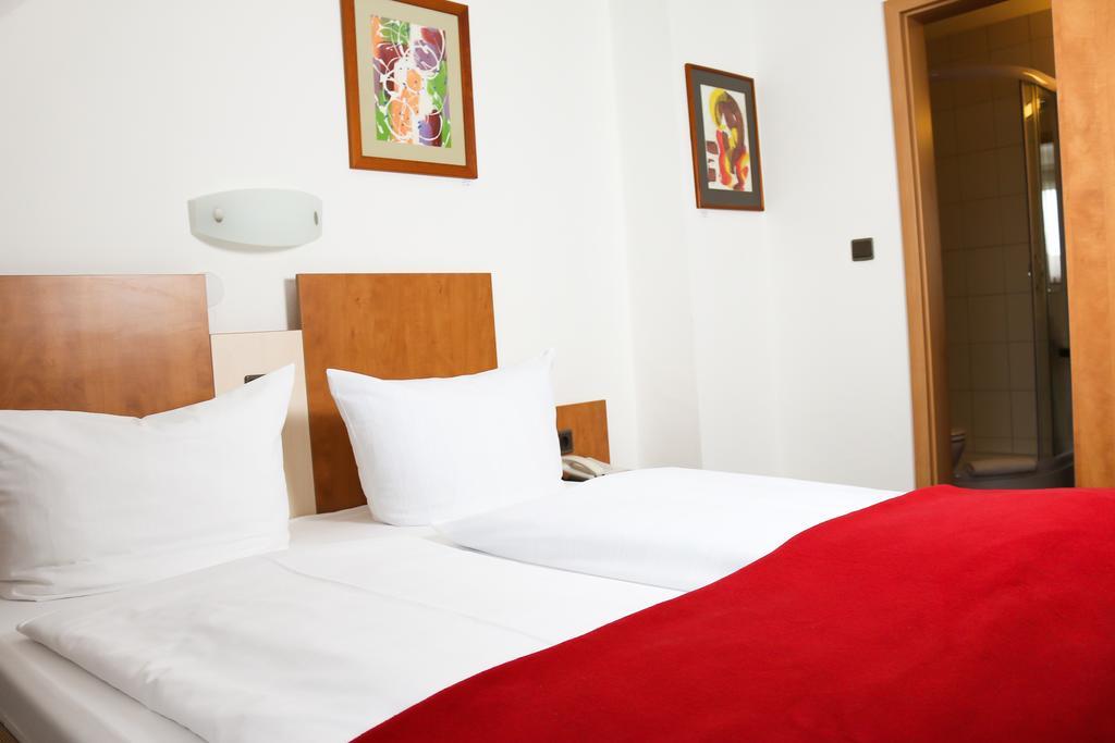 City Hotel Journal Wolfsburg Ngoại thất bức ảnh